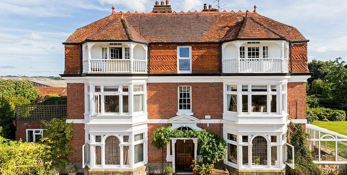 Royal real estate in Britain home sale